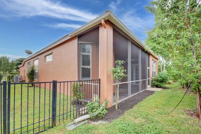 9925 Via Elegante, Wellington, FL 33411