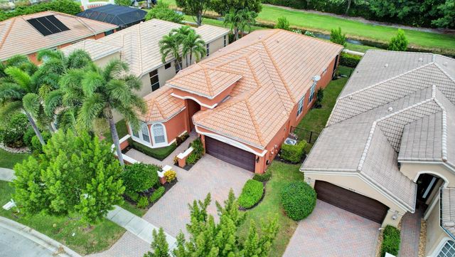 9925 Via Elegante, Wellington, FL 33411