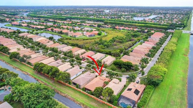 9925 Via Elegante, Wellington, FL 33411