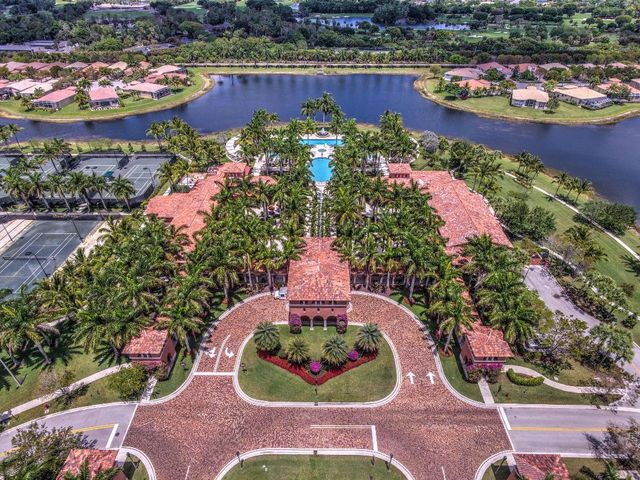 9925 Via Elegante, Wellington, FL 33411