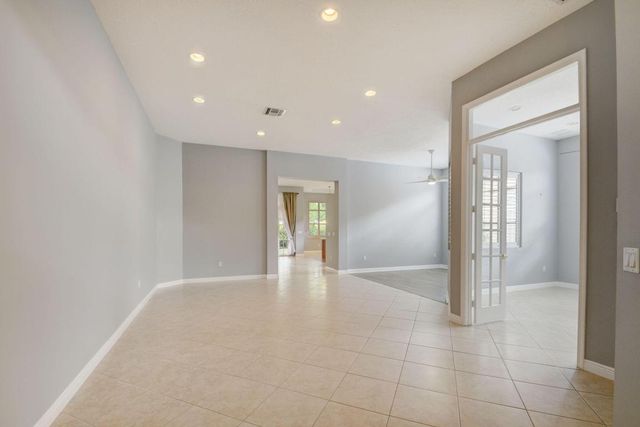 9925 Via Elegante, Wellington, FL 33411