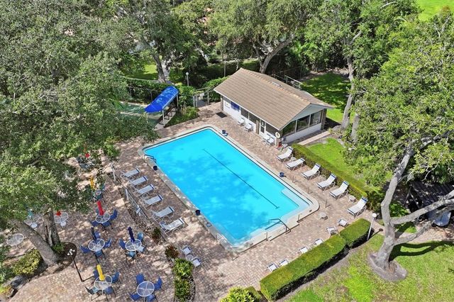 5837 GARDEN LAKES DRIVE, Bradenton, FL 34203
