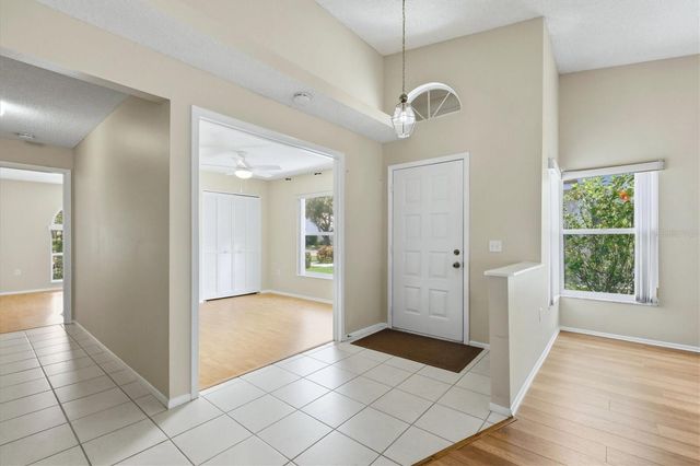 5837 GARDEN LAKES DRIVE, Bradenton, FL 34203