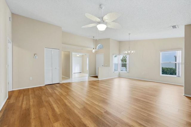 5837 GARDEN LAKES DRIVE, Bradenton, FL 34203