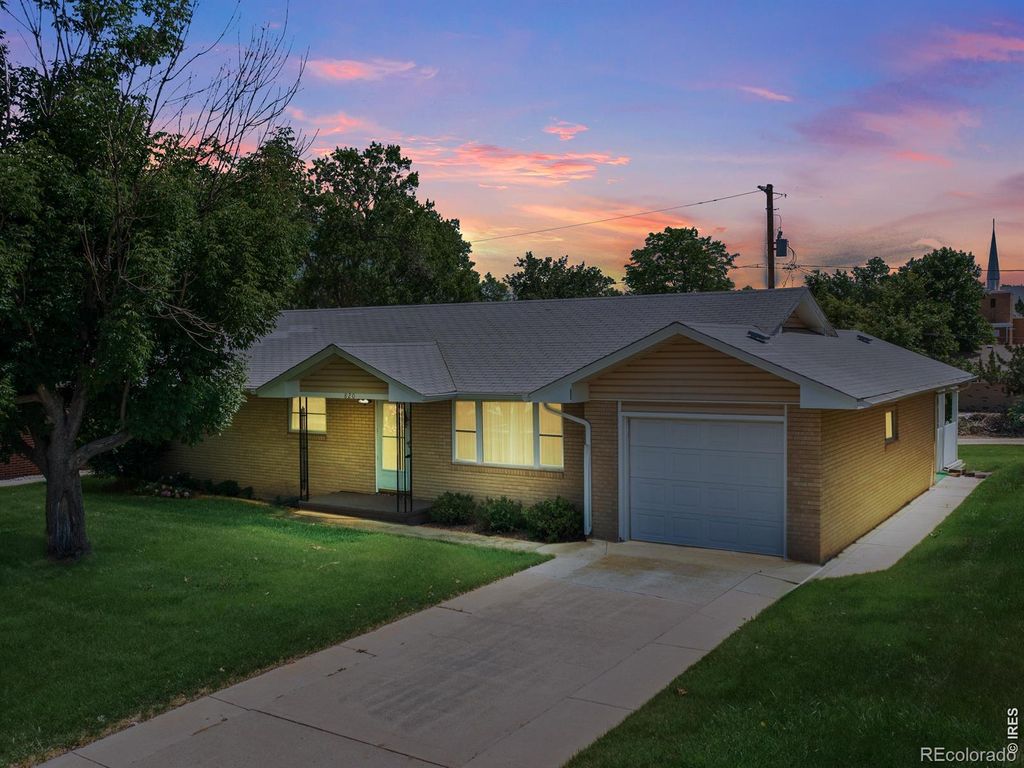 820 10th Street, Berthoud, CO 80513