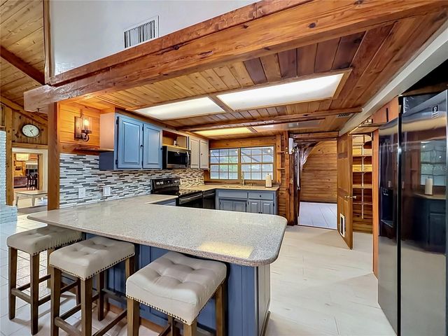 420 NINA ROAD NE, Palm Bay, FL 32907