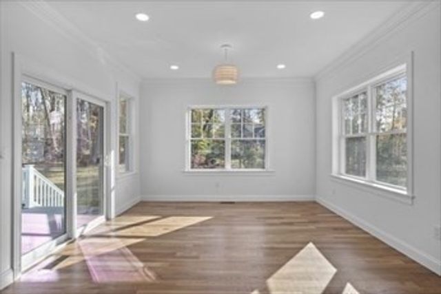 17 Forrest, Westford, MA 01886