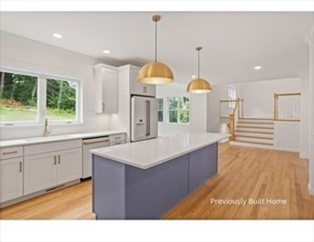17 Forrest, Westford, MA 01886