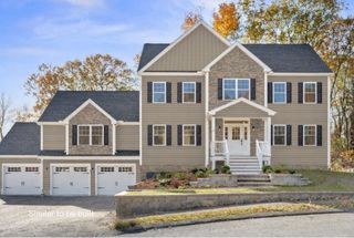 17 Forrest, Westford, MA 01886
