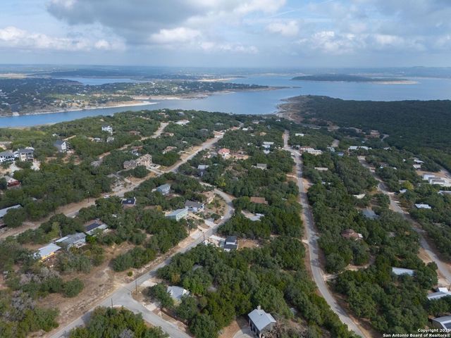 354 Lake Forest, Canyon Lake, TX 78133