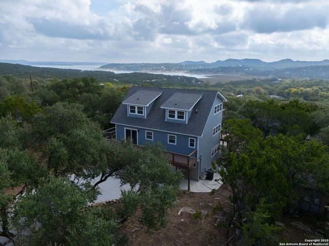 354 Lake Forest, Canyon Lake, TX 78133