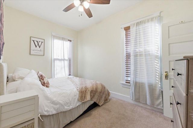 2555 AVENUE C Avenue, Council Bluffs, IA 51501