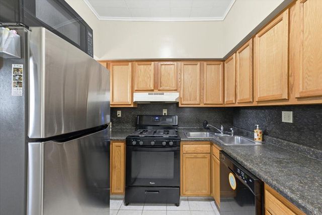 2555 AVENUE C Avenue, Council Bluffs, IA 51501