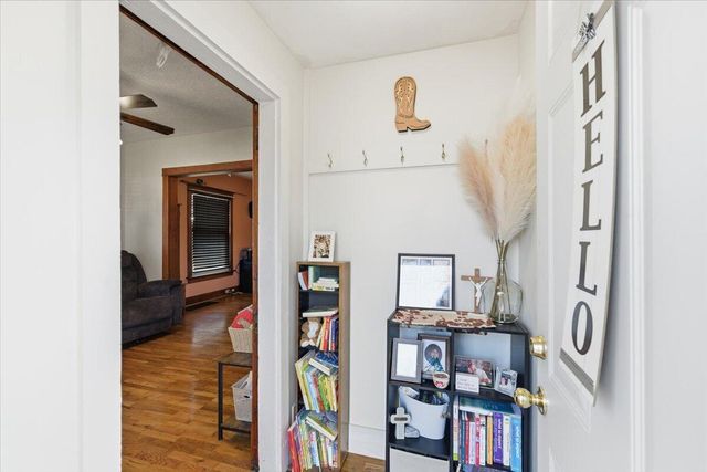 2555 AVENUE C Avenue, Council Bluffs, IA 51501