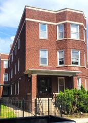 4105 N Bernard Street 1F, Chicago, IL 60618