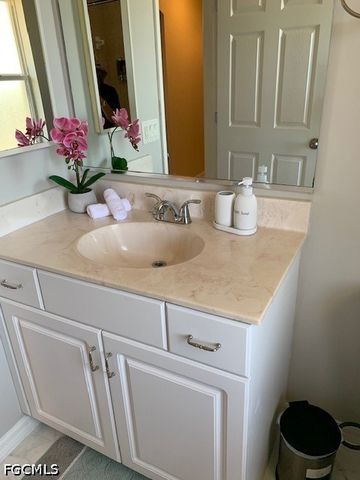 420 NE 15th TER, Cape Coral, FL 33909