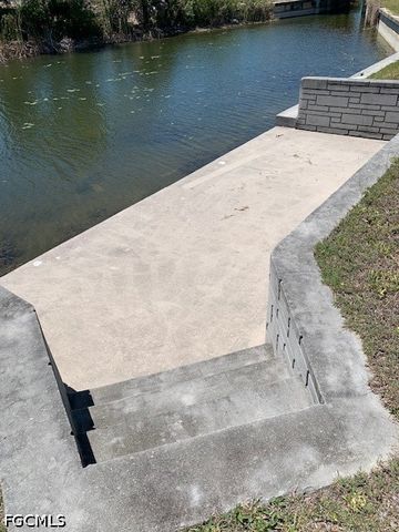 420 NE 15th TER, Cape Coral, FL 33909
