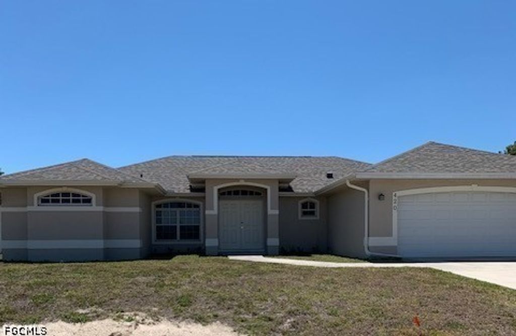 420 NE 15th TER, Cape Coral, FL 33909