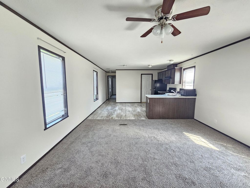 714 27th Street W, Williston, ND 58801 photo 4