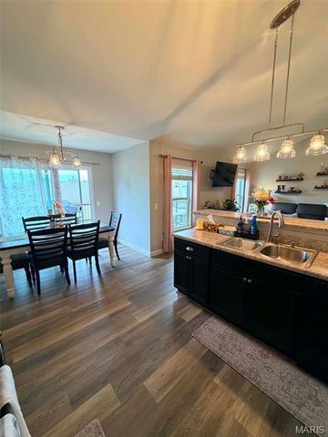 1716 Meade Court, Pacific, MO 63069