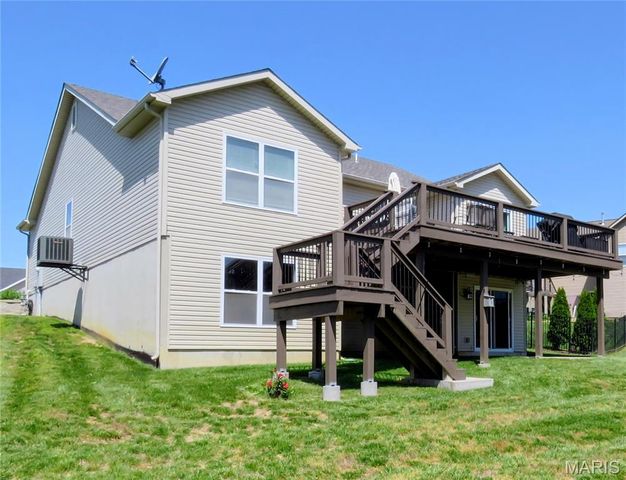 1716 Meade Court, Pacific, MO 63069