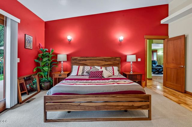 60947 Garnet Street, Bend, OR 97702