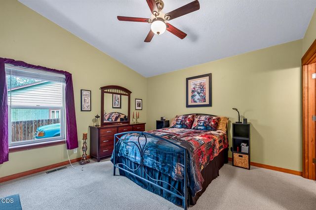 60947 Garnet Street, Bend, OR 97702