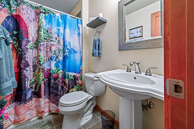 60947 Garnet Street, Bend, OR 97702