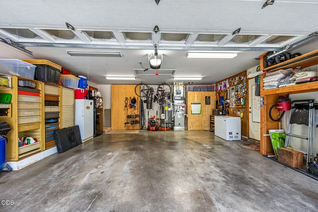 60947 Garnet Street, Bend, OR 97702