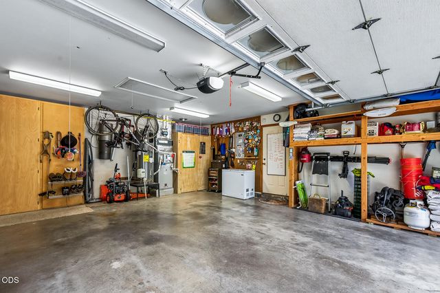 60947 Garnet Street, Bend, OR 97702