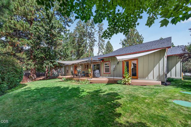 60947 Garnet Street, Bend, OR 97702