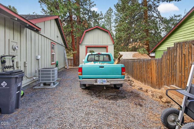60947 Garnet Street, Bend, OR 97702