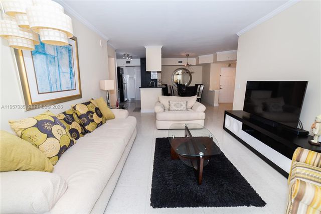 17100 N Bay Rd 1815, Sunny Isles Beach, FL 33160