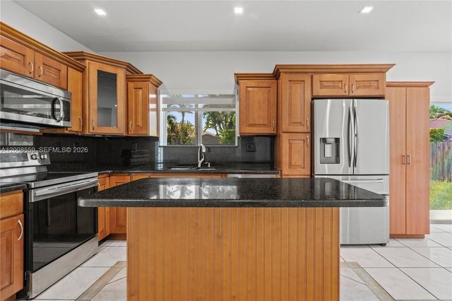 9576 SW 162nd Path, Miami, FL 33196