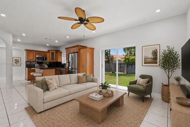 9576 SW 162nd Path, Miami, FL 33196