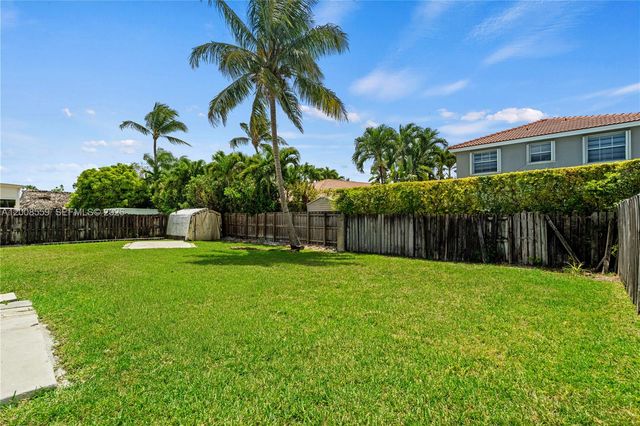 9576 SW 162nd Path, Miami, FL 33196