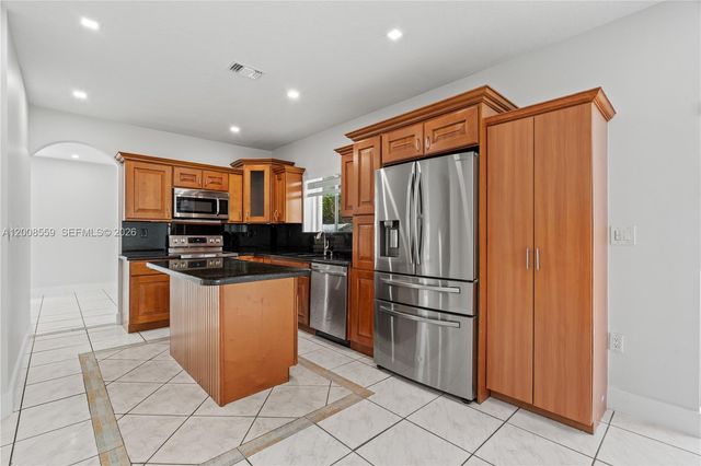 9576 SW 162nd Path, Miami, FL 33196