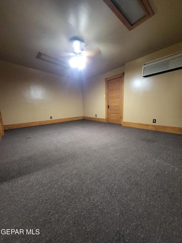 1406 WYOMING Avenue, El Paso, TX 79902