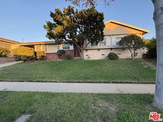 10618 S 8th Place, Inglewood, CA 90303