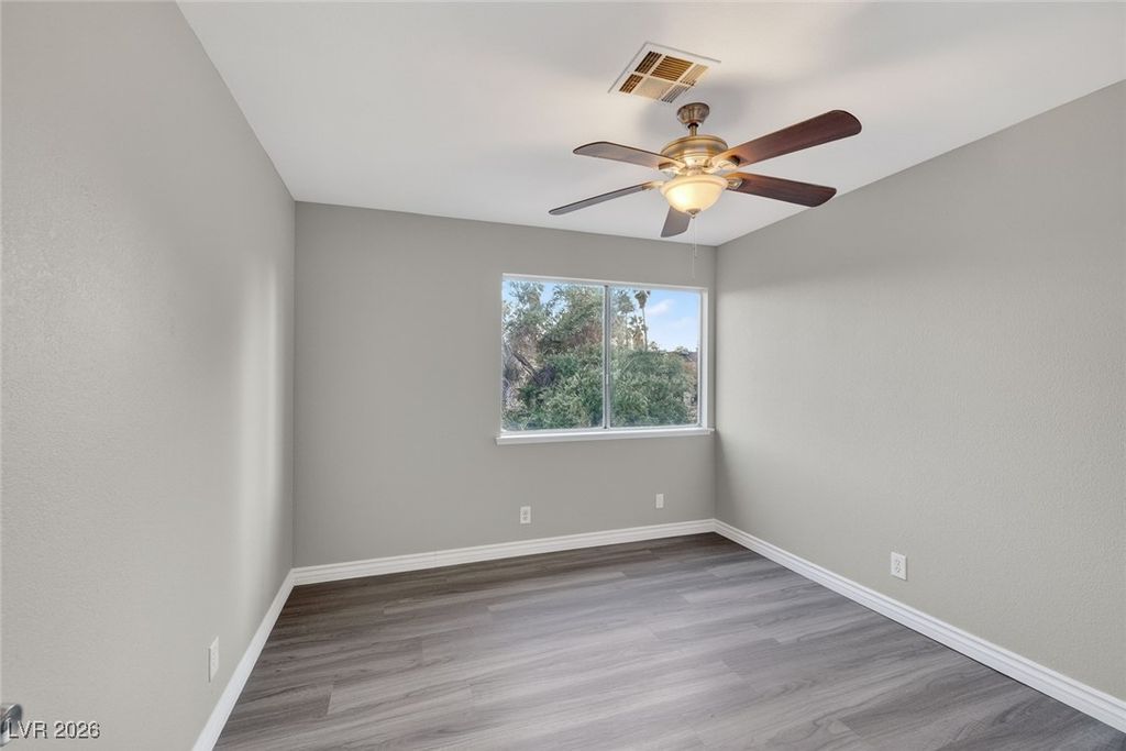 Image 27 of property listing at 3670 La Junta Drive, Las Vegas, NV 89120