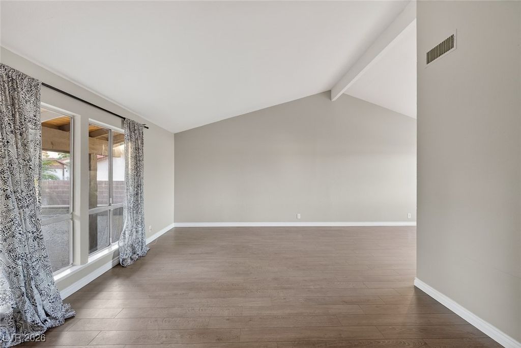 Image 5 of property listing at 3670 La Junta Drive, Las Vegas, NV 89120