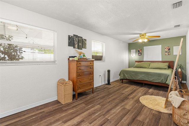 4040 68TH AVENUE N, Pinellas Park, FL 33781