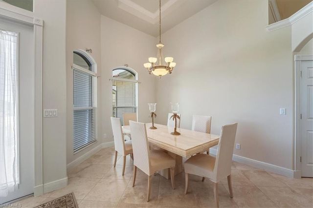 560 Inlet DR, Marco Island, FL 34145