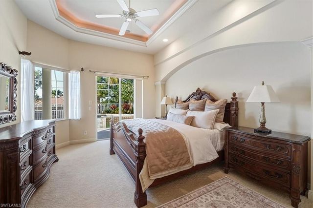 560 Inlet DR, Marco Island, FL 34145