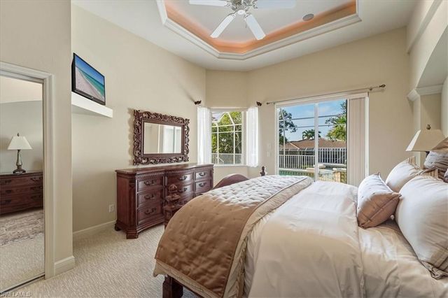 560 Inlet DR, Marco Island, FL 34145