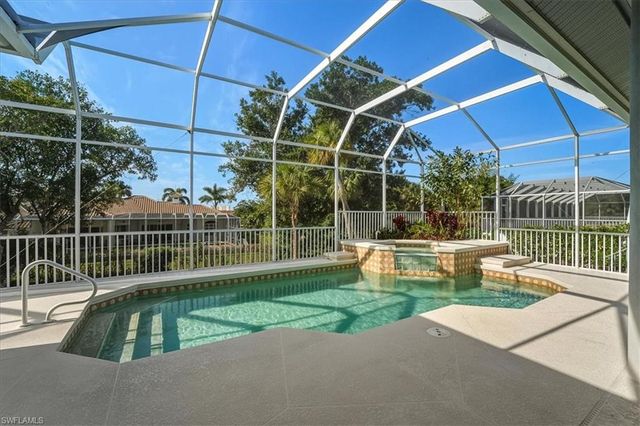 560 Inlet DR, Marco Island, FL 34145