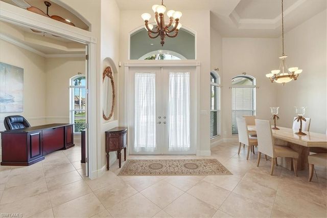 560 Inlet DR, Marco Island, FL 34145