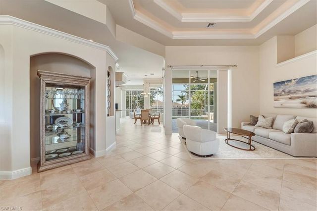 560 Inlet DR, Marco Island, FL 34145