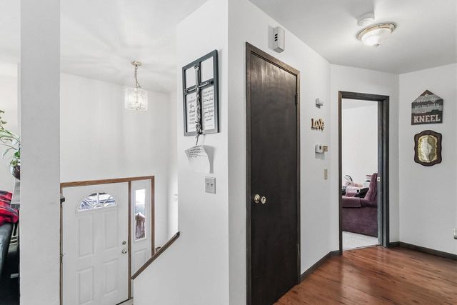 451 Bonnie Road, Cottage Grove, WI 53527