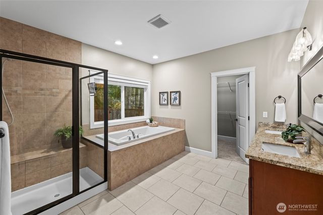 14892 Peacock Hill Road SE, Olalla, WA 98359